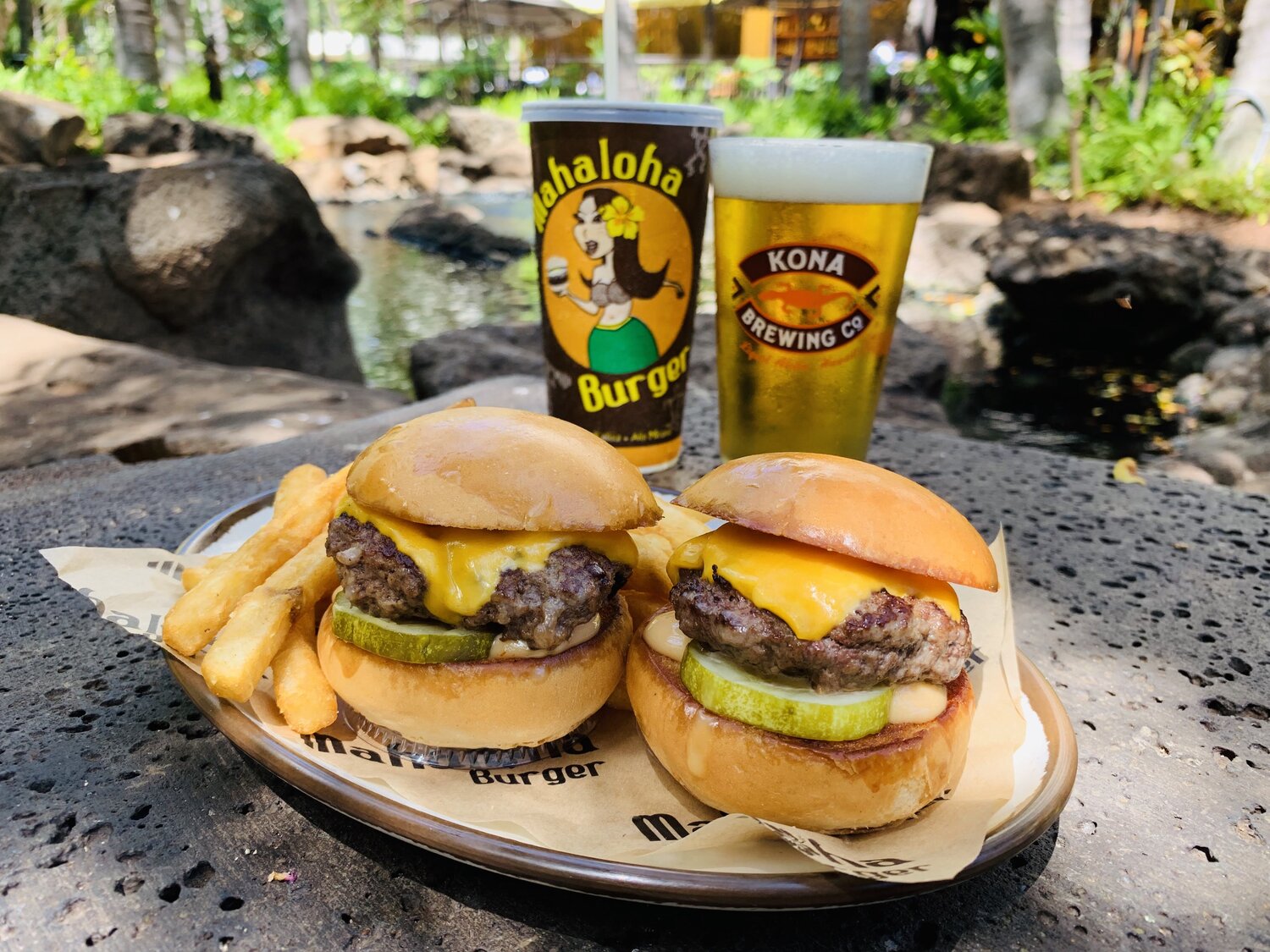 Mahaloha Burger Waikiki with 100% grass-fed Hawaiian beef