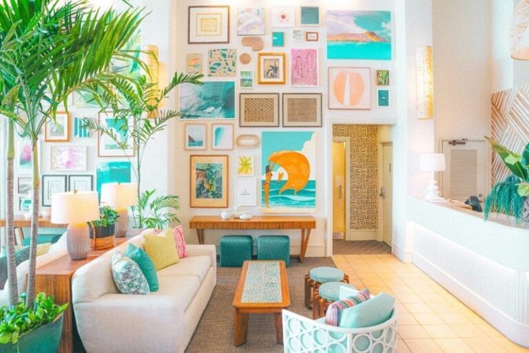 Kaimana Beach Hotel on Oahu