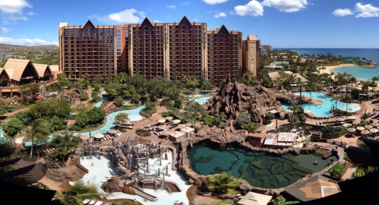 Aulani's towers above its pools and the Ko Olina lagoon