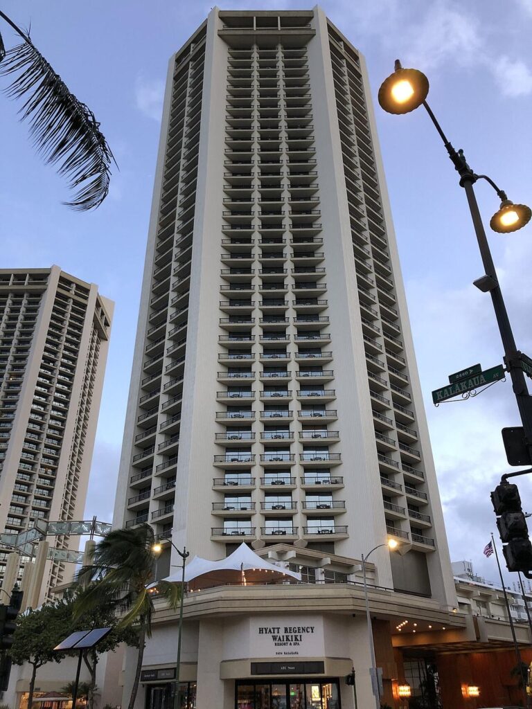 The Hyatt Regency Waikiki tower above Kalakaua Avenue