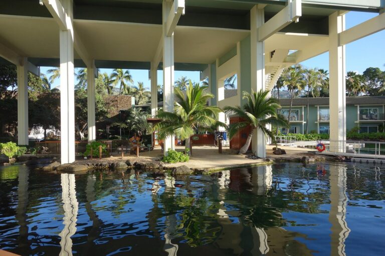 The lagoon and grounds at the Kahala