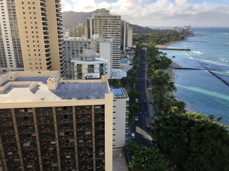 Kalakaua Avenue and the Kuhio Beach breakwaters looking toward Diamond Head