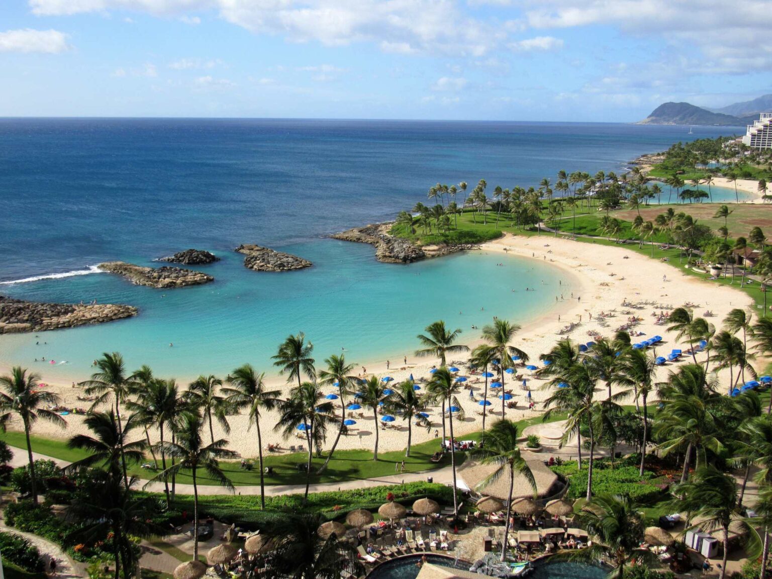 Naiʻa Lagoon at Ko Olina, with Marriott's Ko Olina Beach Club behind the beach