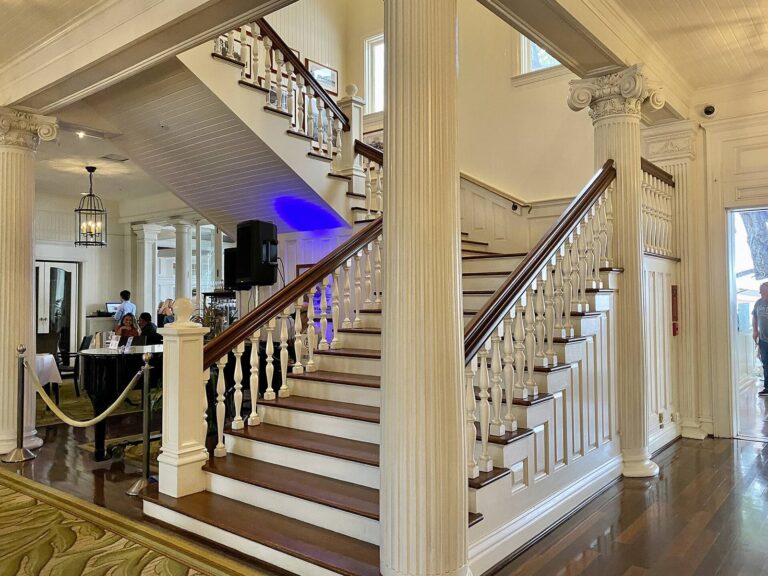 The grand staircase in the Moana Surfrider