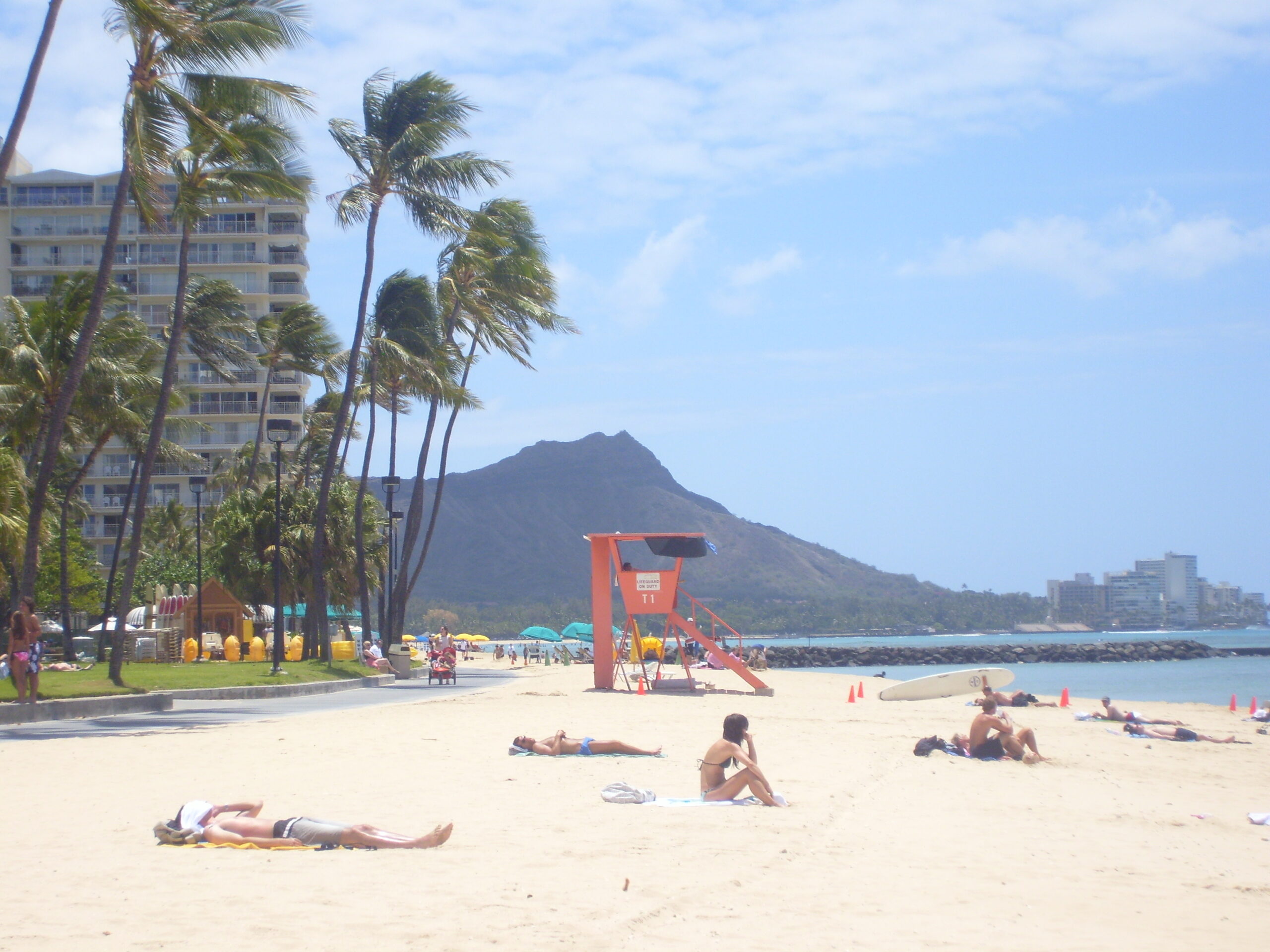 Diamond Head rising behind Waikiki Beach on Oahu