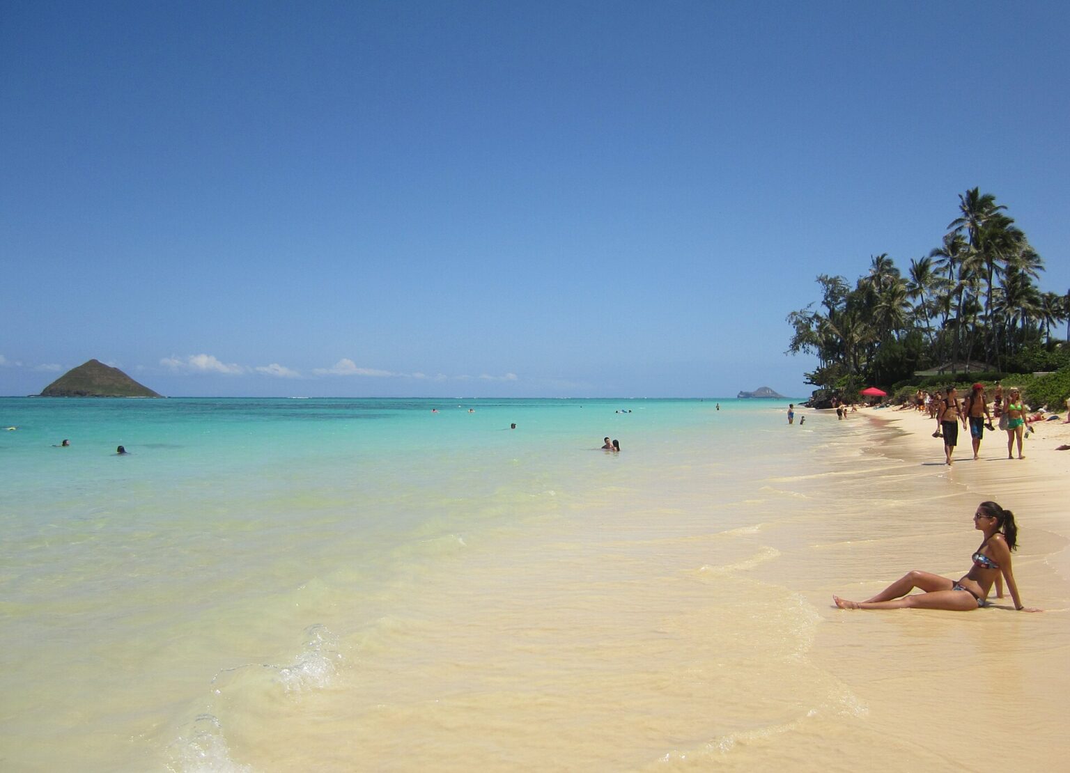 White sand and turquoise water at Lanikai Beach on Oahu's windward side